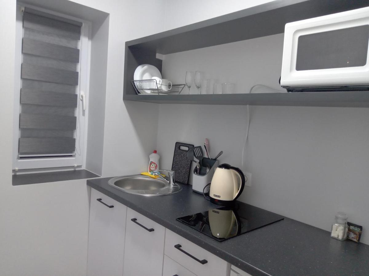 Pure Apartments Vip 2 Lviv Luaran gambar